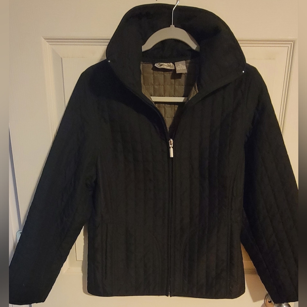 Jane Ashley black quilted jacket Size S